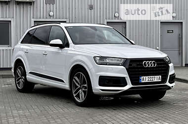 Позашляховик / Кросовер Audi Q7 2017 в Києві