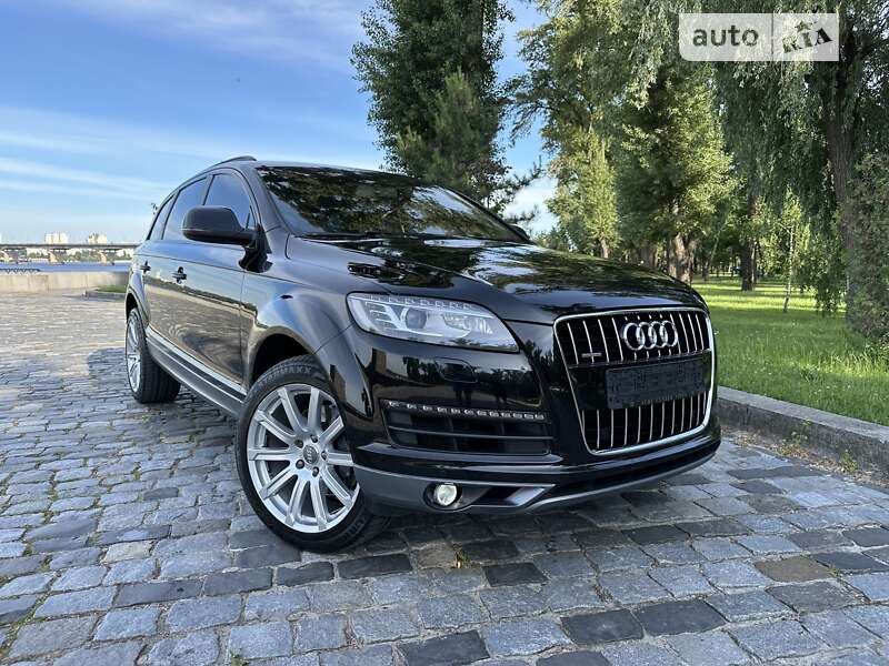 Внедорожник / Кроссовер Audi Q7 2013 в Киеве