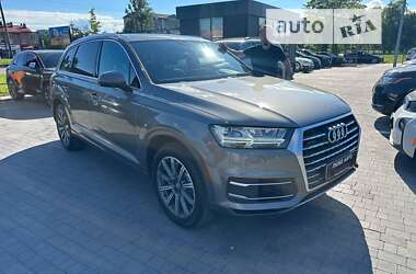 Позашляховик / Кросовер Audi Q7 2016 в Львові