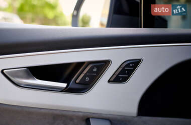 Внедорожник / Кроссовер Audi Q7 2019 в Ровно