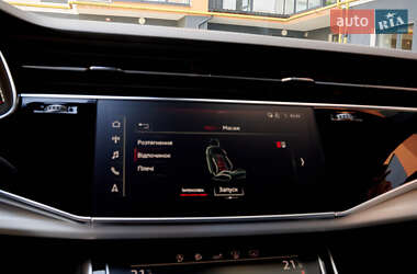 Внедорожник / Кроссовер Audi Q7 2019 в Ровно