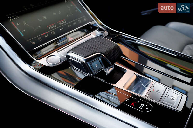 Внедорожник / Кроссовер Audi Q7 2019 в Ровно