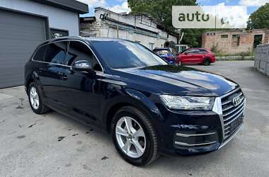 Позашляховик / Кросовер Audi Q7 2017 в Тернополі