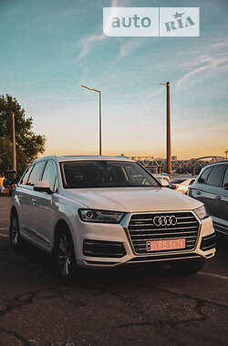 Audi Q7 2017