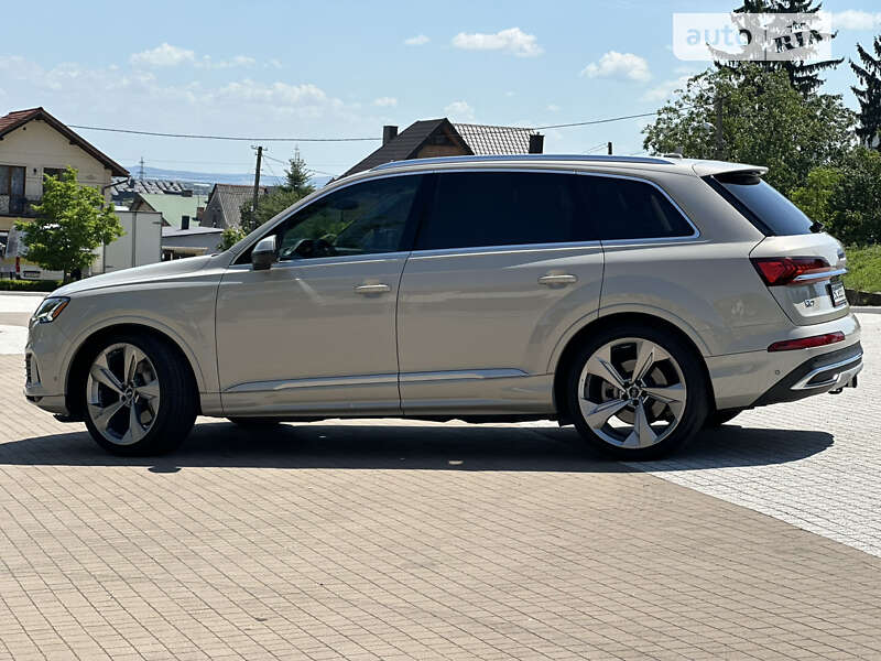 Позашляховик / Кросовер Audi Q7 2020 в Львові