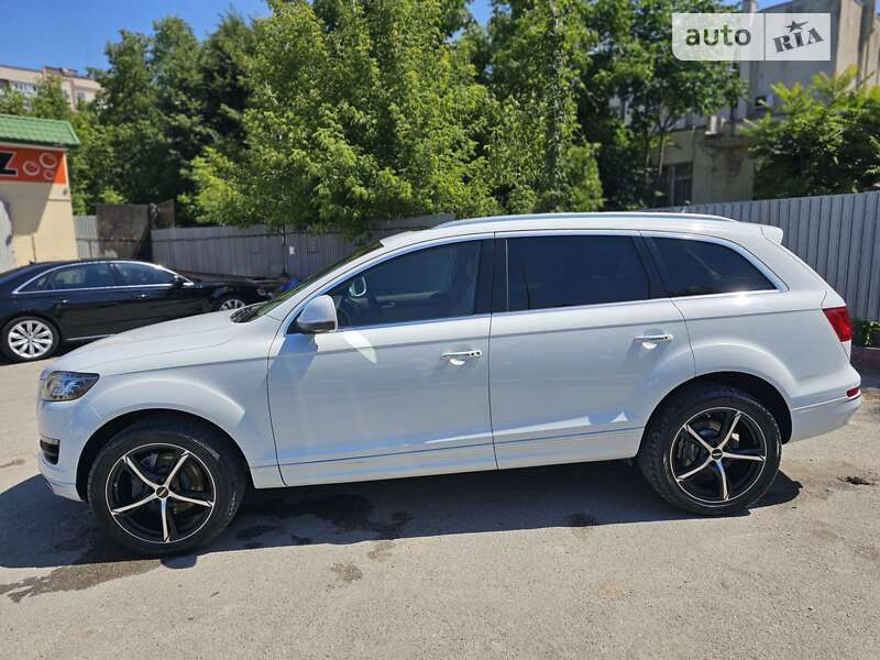 Внедорожник / Кроссовер Audi Q7 2014 в Каменец-Подольском