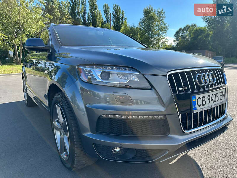 Позашляховик / Кросовер Audi Q7 2015 в Чернігові
