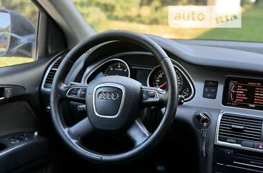 Позашляховик / Кросовер Audi Q7 2011 в Дніпрі