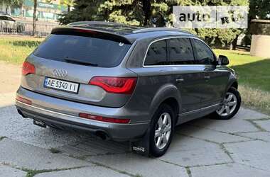 Позашляховик / Кросовер Audi Q7 2011 в Дніпрі