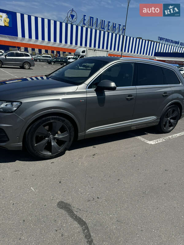 Внедорожник / Кроссовер Audi Q7 2017 в Хмельницком фото 3 Внедорожник / Кроссовер Audi Q7 2017 в Хмельницком