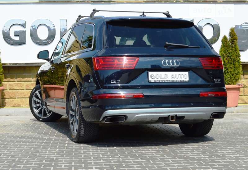 Позашляховик / Кросовер Audi Q7 2016 в Одесі