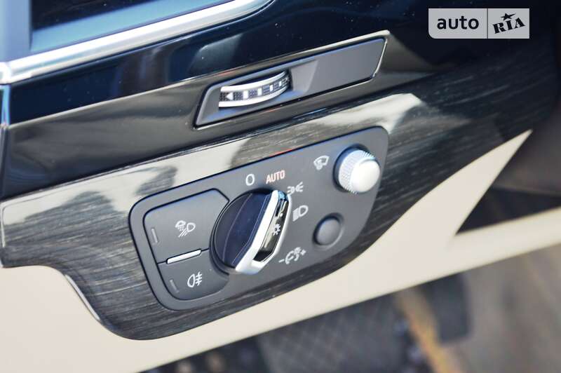 Позашляховик / Кросовер Audi Q7 2016 в Одесі