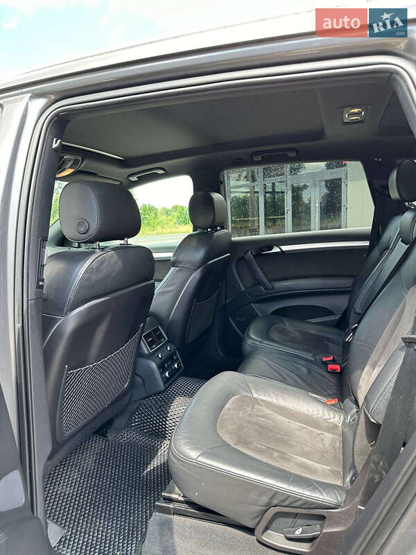Внедорожник / Кроссовер Audi Q7 2009 в Городке