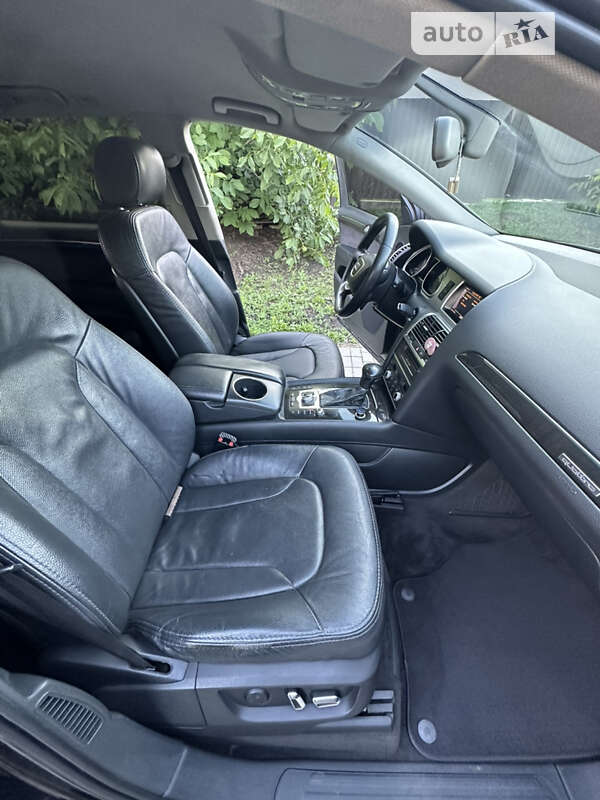 Внедорожник / Кроссовер Audi Q7 2013 в Хмельницком