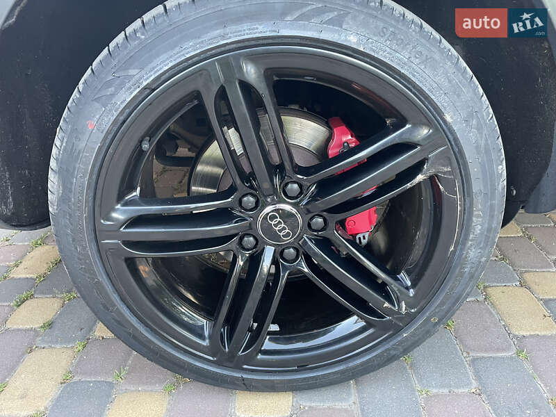 Позашляховик / Кросовер Audi Q7 2015 в Черкасах