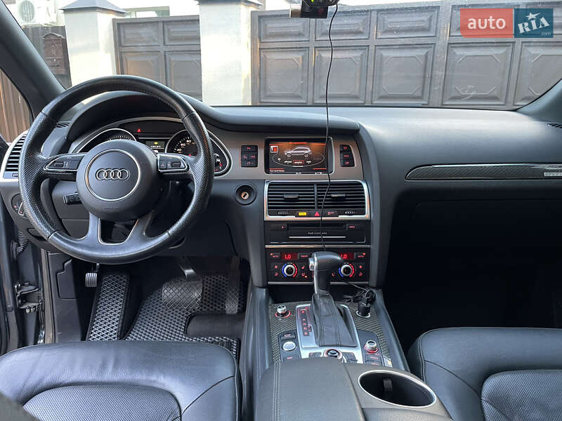 Позашляховик / Кросовер Audi Q7 2015 в Черкасах