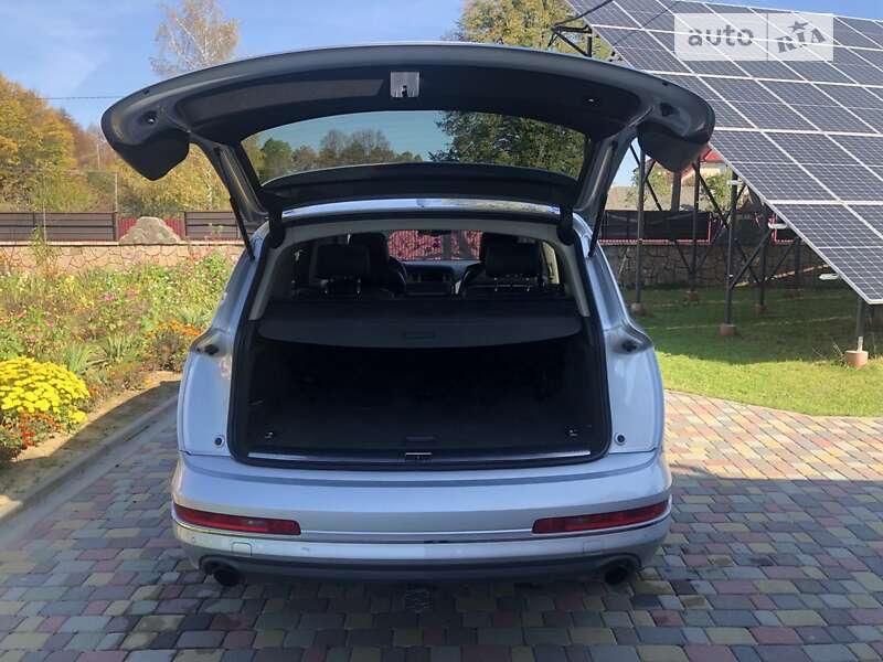 Внедорожник / Кроссовер Audi Q7 2010 в Ивано-Франковске