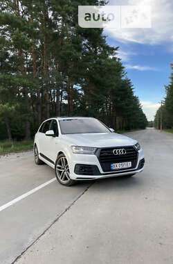 Audi Q7 2016