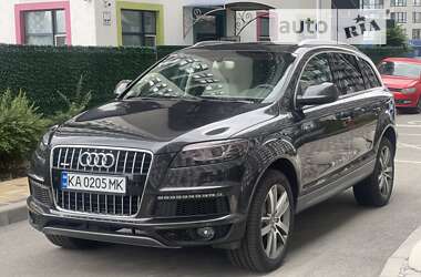 Позашляховик / Кросовер Audi Q7 2010 в Києві