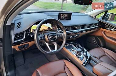 Внедорожник / Кроссовер Audi Q7 2017 в Запорожье