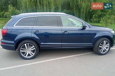 Внедорожник / Кроссовер Audi Q7 2014 в 