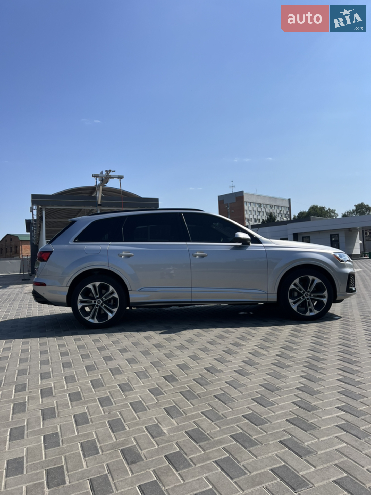 2020 Audi Q7 - мініатюра 2