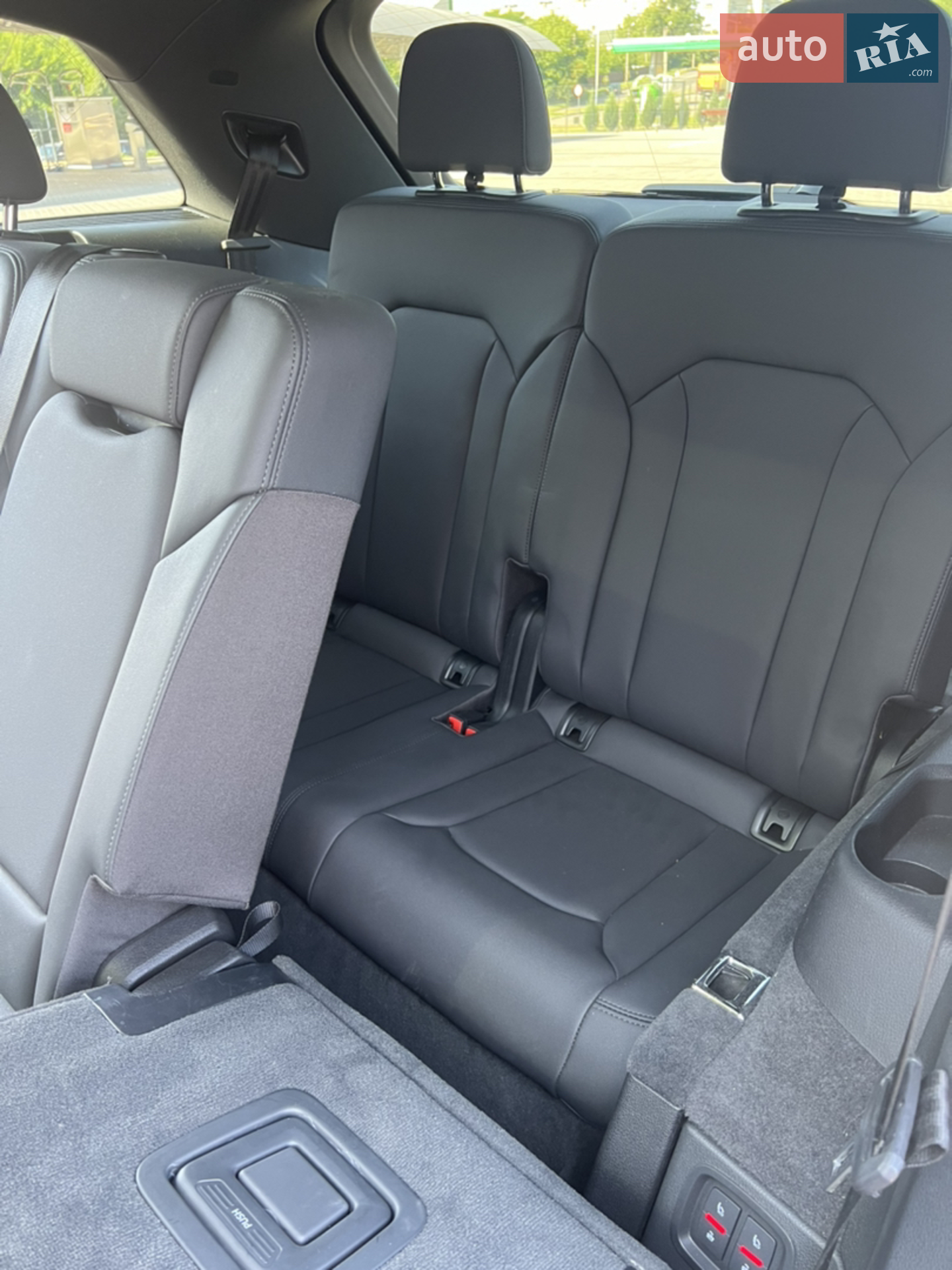 2020 Audi Q7 - мініатюра 26