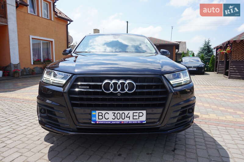 Позашляховик / Кросовер Audi Q7 2015 в Самборі