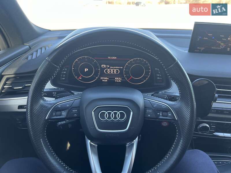 Позашляховик / Кросовер Audi Q7 2016 в Києві фото 17 Позашляховик / Кросовер Audi Q7 2016 в Києві