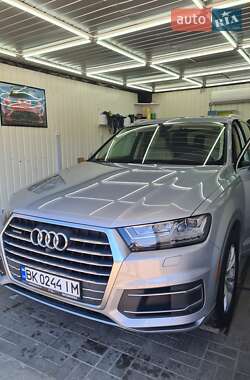 Audi Q7 2017