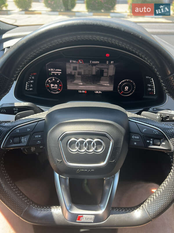 Внедорожник / Кроссовер Audi Q7 2016 в Буче