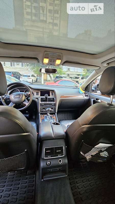 Внедорожник / Кроссовер Audi Q7 2012 в Одессе
