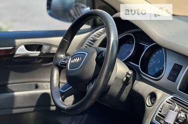 Внедорожник / Кроссовер Audi Q7 2013 в Черновцах