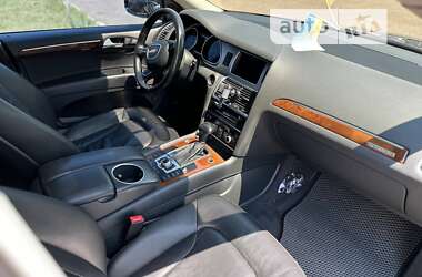 Внедорожник / Кроссовер Audi Q7 2013 в Черновцах