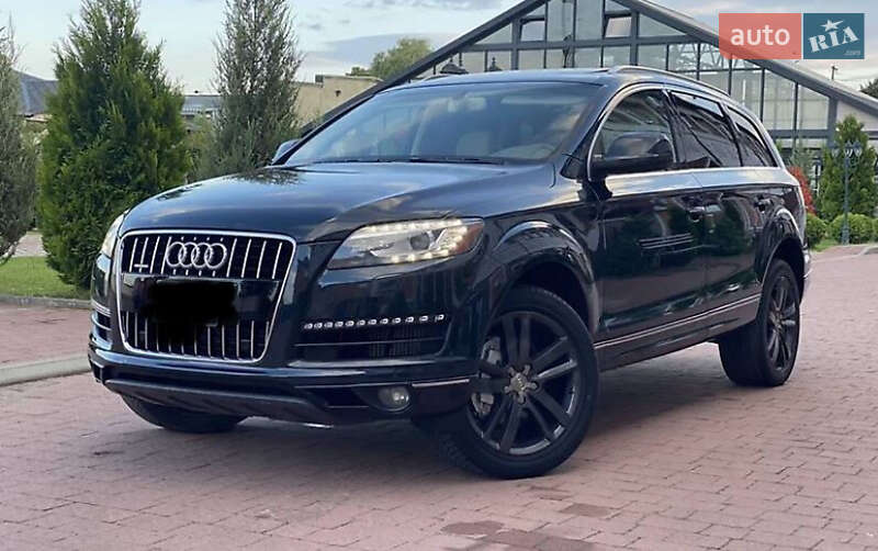 Внедорожник / Кроссовер Audi Q7 2010 в 