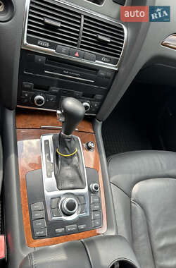 Внедорожник / Кроссовер Audi Q7 2009 в Черновцах