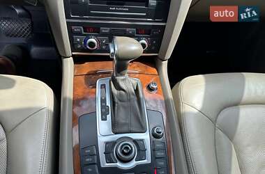 Внедорожник / Кроссовер Audi Q7 2012 в 