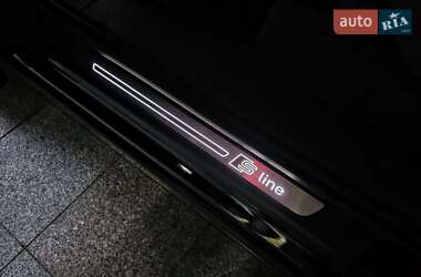 Внедорожник / Кроссовер Audi Q7 2016 в 