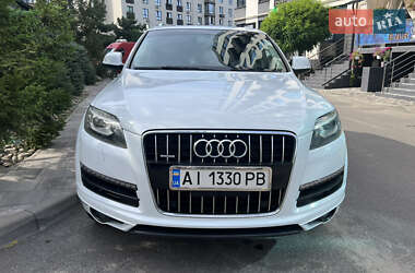 Внедорожник / Кроссовер Audi Q7 2012 в 