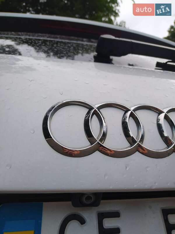 Внедорожник / Кроссовер Audi Q7 2015 в Черновцах