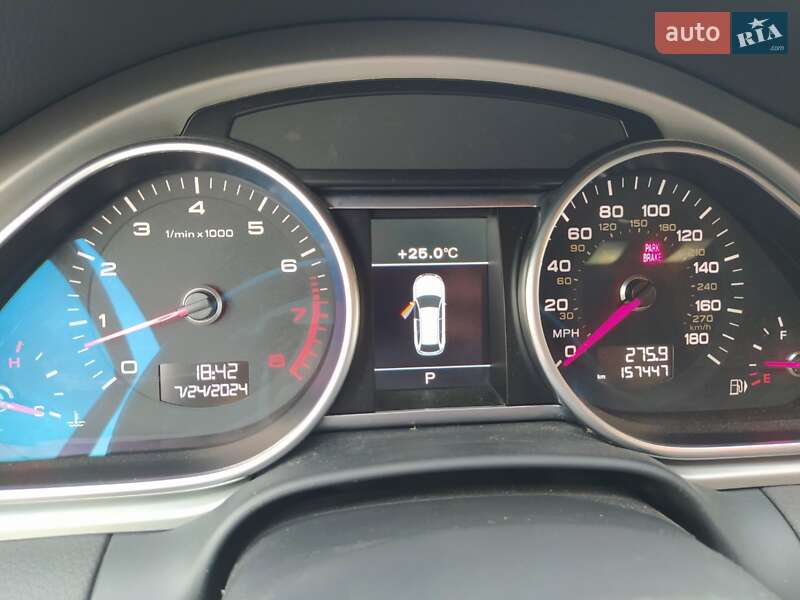 Внедорожник / Кроссовер Audi Q7 2015 в Черновцах