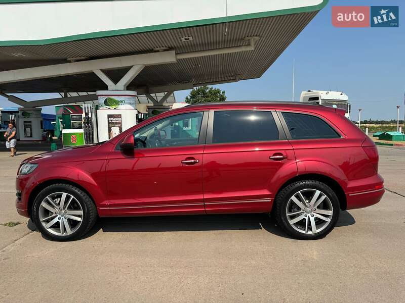 Позашляховик / Кросовер Audi Q7 2011 в Одесі