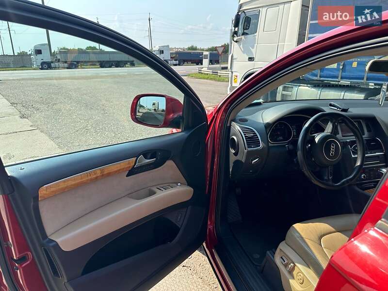 Позашляховик / Кросовер Audi Q7 2011 в Одесі