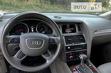 Позашляховик / Кросовер Audi Q7 2014 в 