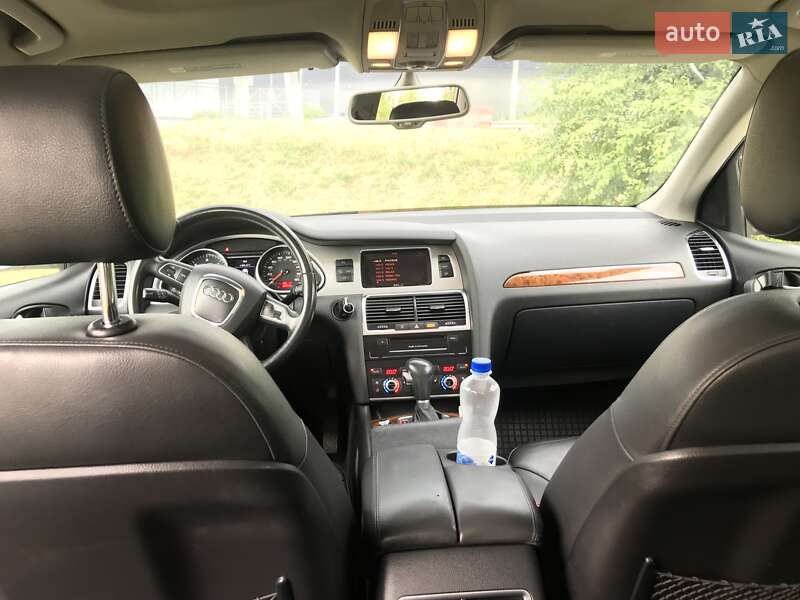 Внедорожник / Кроссовер Audi Q7 2010 в Киеве фото 28 Внедорожник / Кроссовер Audi Q7 2010 в Киеве
