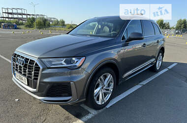 Внедорожник / Кроссовер Audi Q7 2021 в Киеве