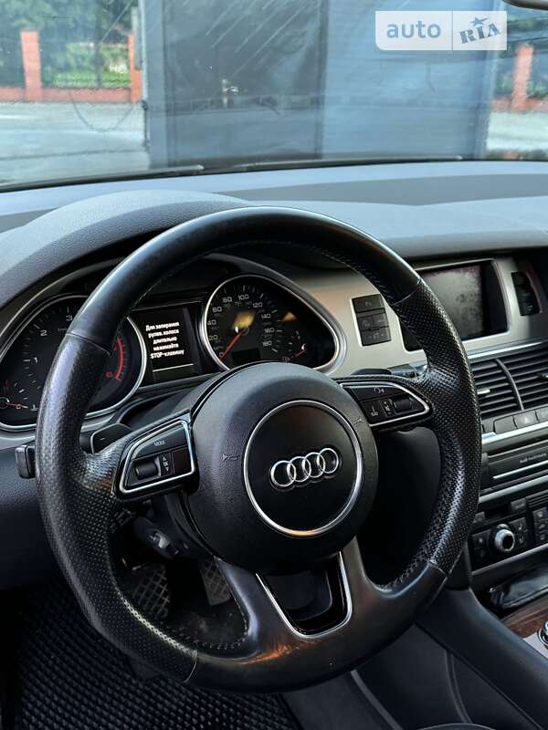 Внедорожник / Кроссовер Audi Q7 2012 в Луцке