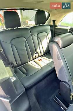 Внедорожник / Кроссовер Audi Q7 2013 в 