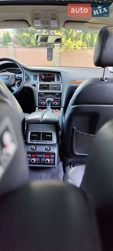 Внедорожник / Кроссовер Audi Q7 2014 в Киеве