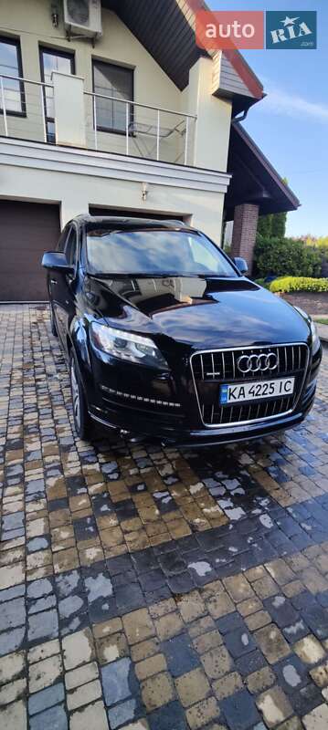 Внедорожник / Кроссовер Audi Q7 2014 в Киеве